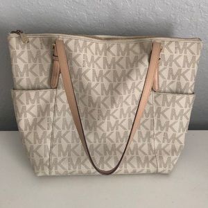 White Michael Kors Purse